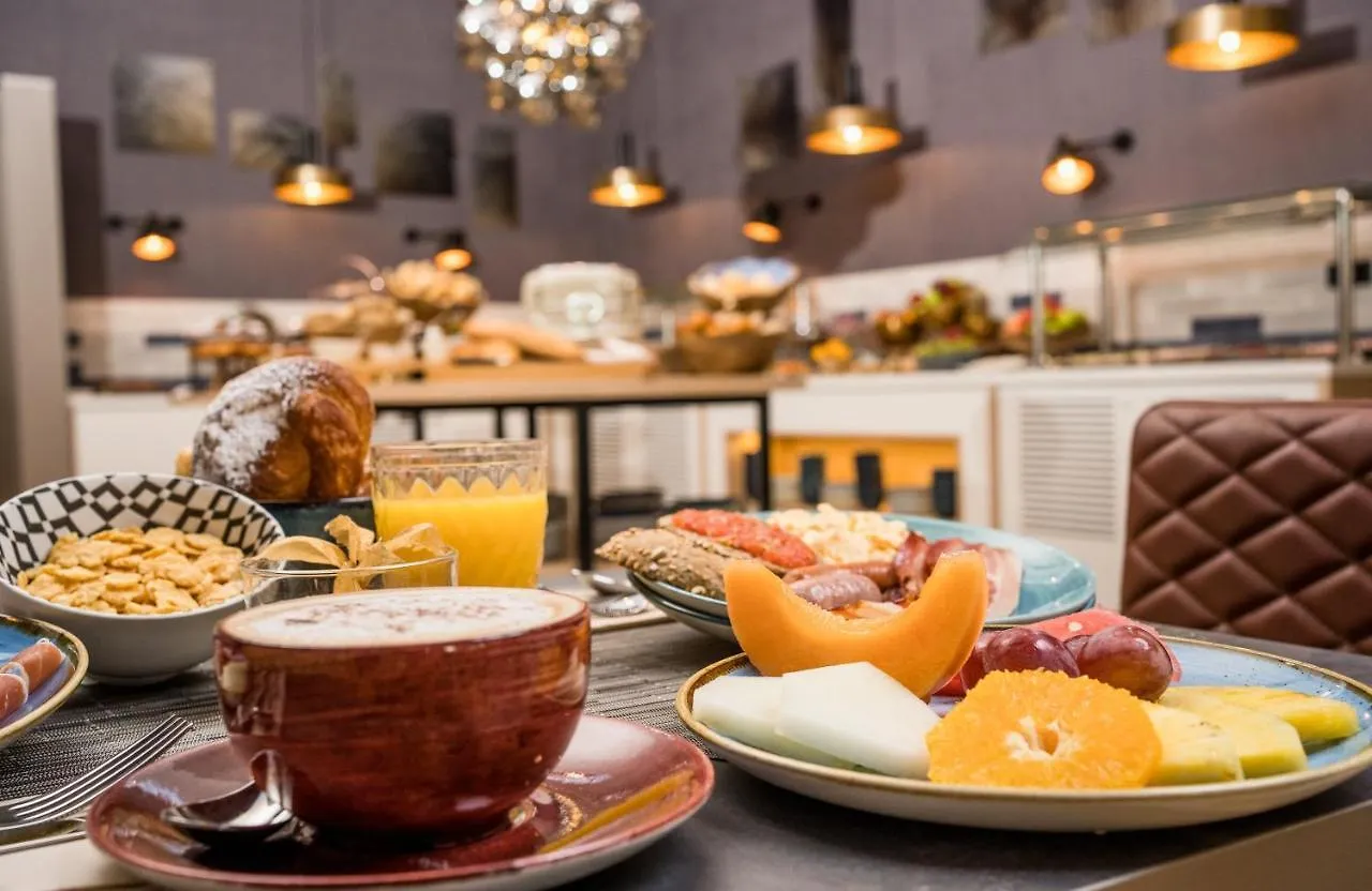 Leonardo Royal Hotel Barcelona Fira 4*,  Spain